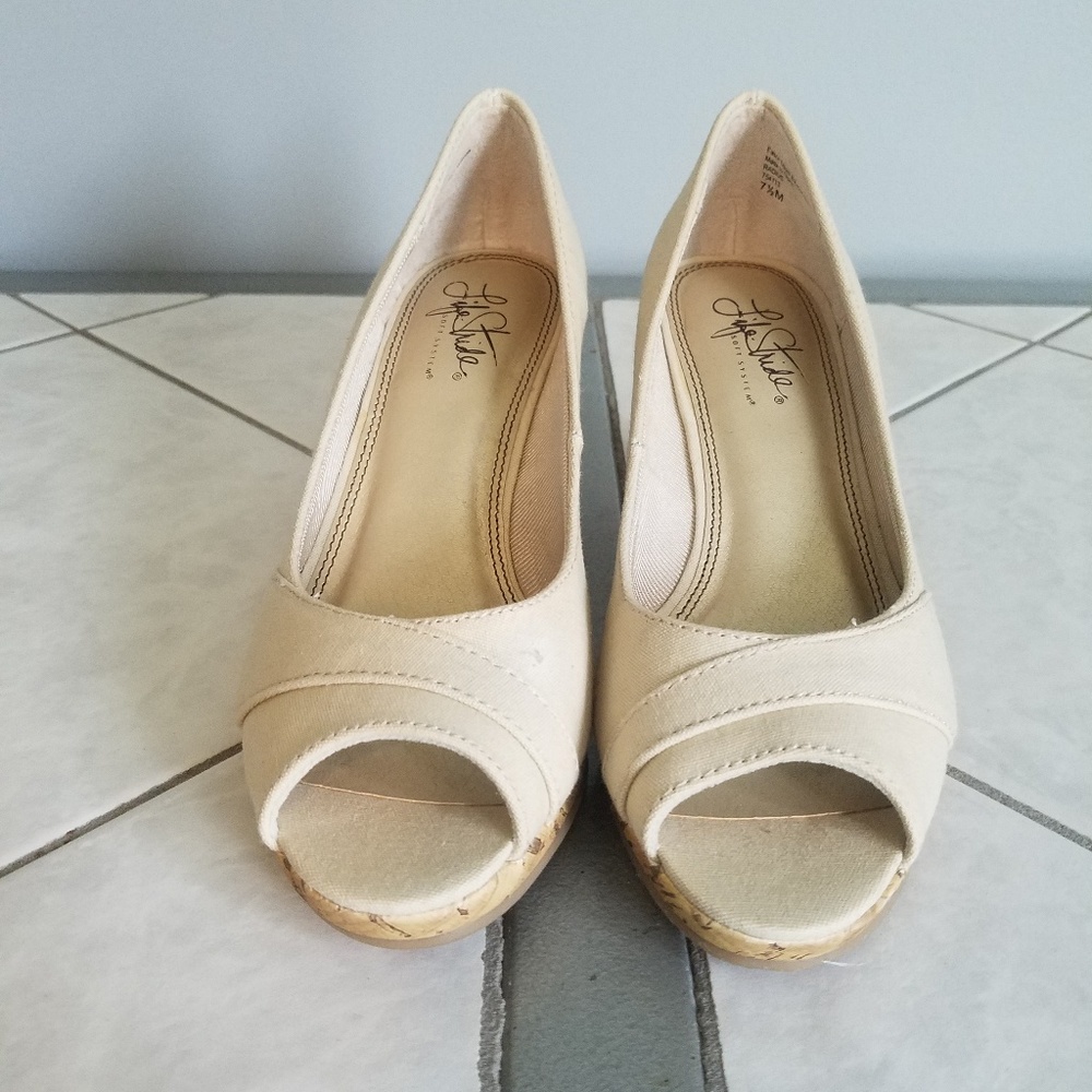Life Stride Women's Open-Toe Wedge Heels in Beige